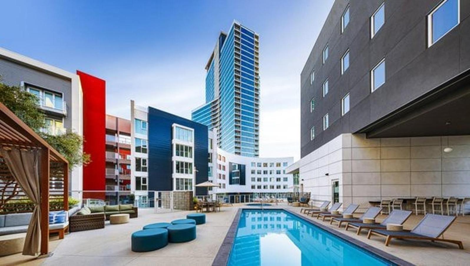 Stunning Apartment By Petco Park! San Diego Buitenkant foto